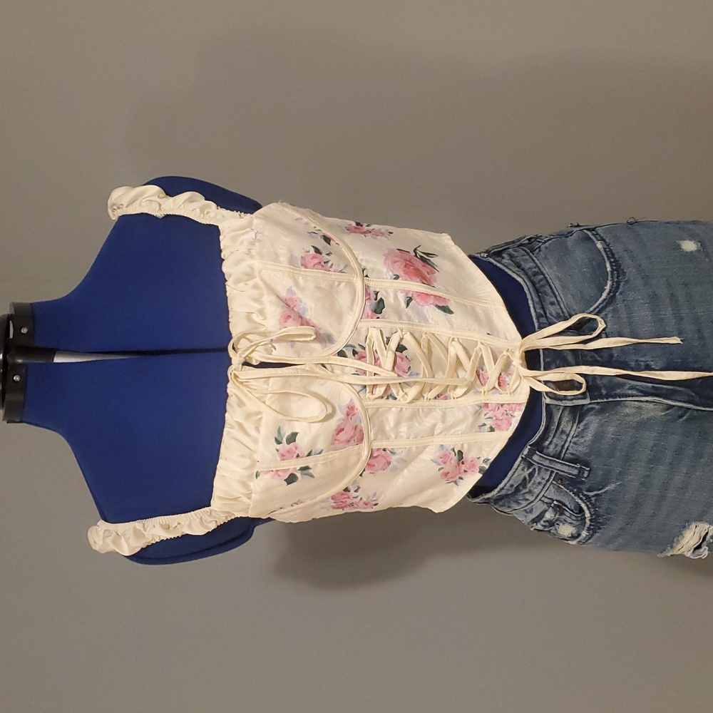 Cream Floral Lace-Up Crop Top